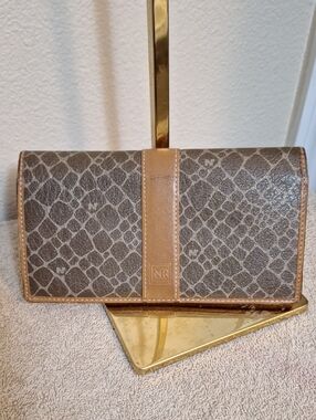 Vintage Nina Ricci Maroquinerie Bifold Leather Wallet